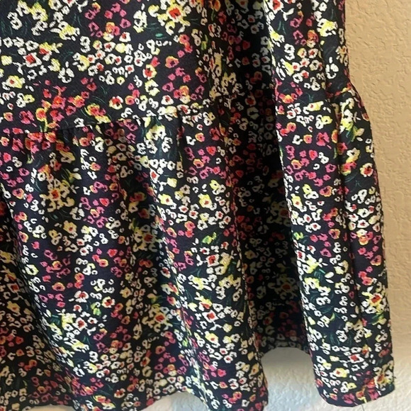 W5 floral peplum blouse Medium - Picture 4 of 6